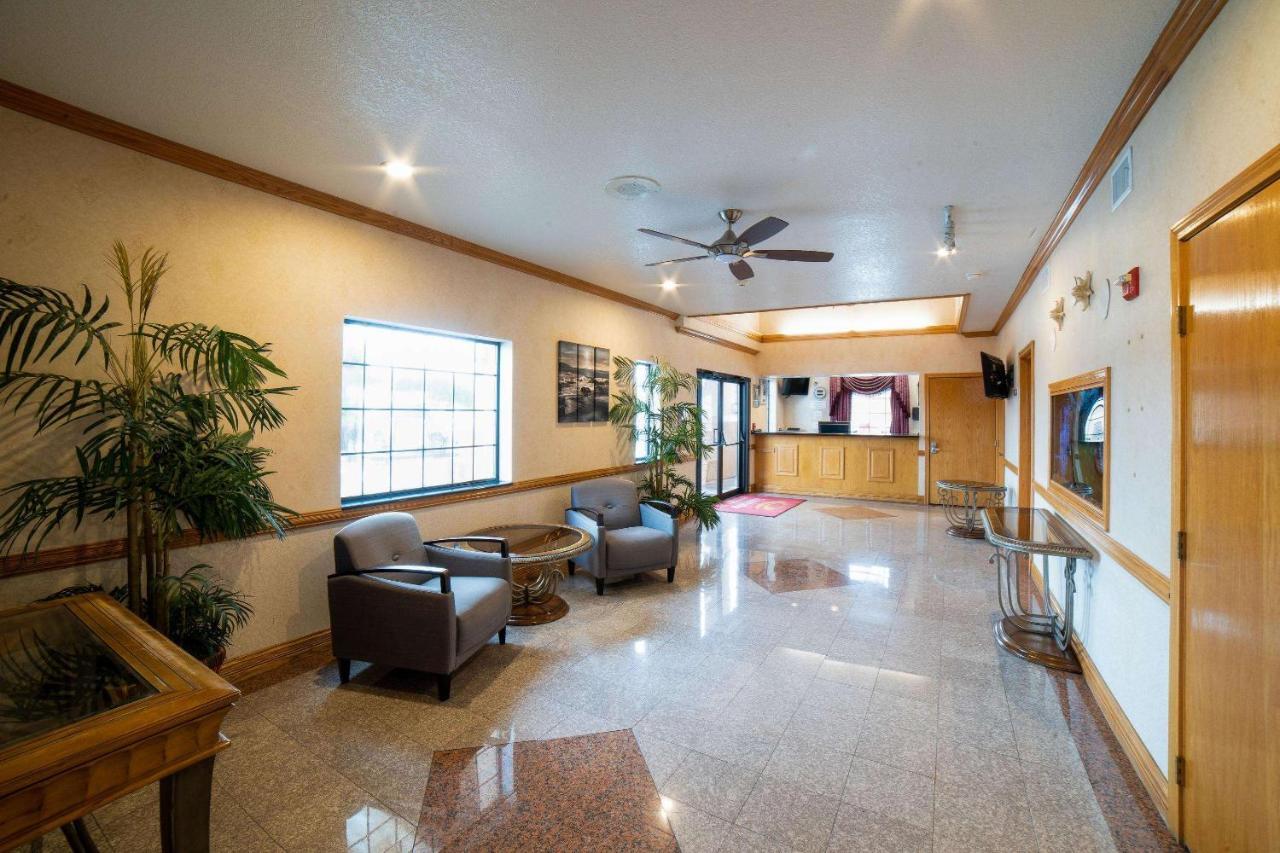 Econo Lodge Inn & Suites Corpus Christi Exterior photo