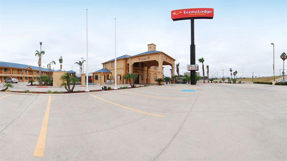 Econo Lodge Inn & Suites Corpus Christi Exterior photo